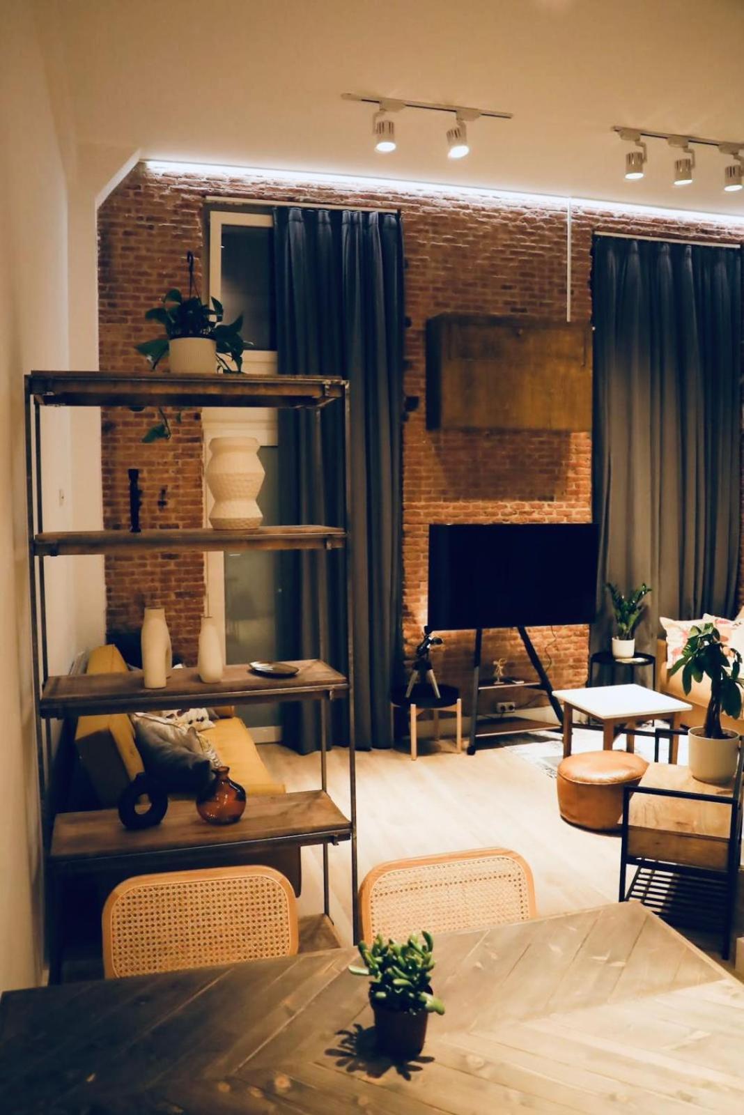 Unique Nyc Style Loft In The Heart Of Madrid Apartment Екстериор снимка
