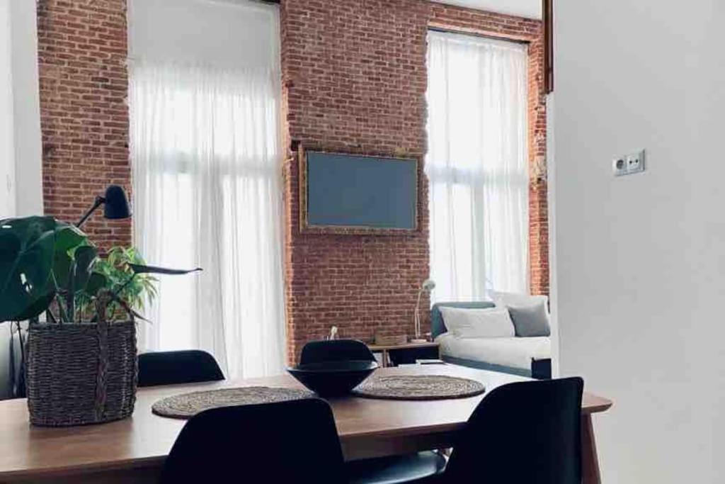 Unique Nyc Style Loft In The Heart Of Madrid Apartment Екстериор снимка